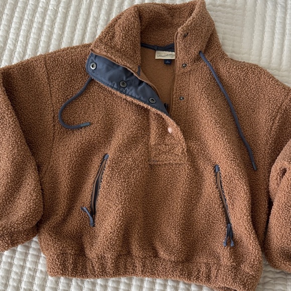 Universal Thread Jackets & Blazers - Universal Threads Cropped Cozy Brown Pullover | Size XS
